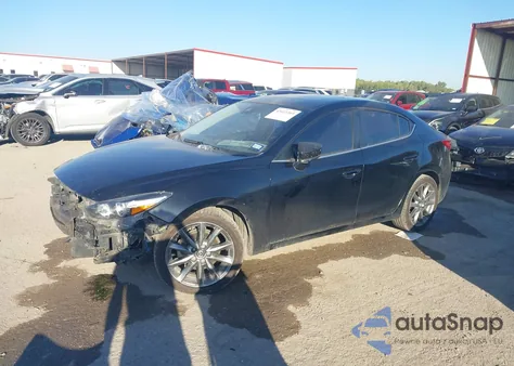 2018 Mazda Mazda3 Touring z USA, uszkodzony, nr VIN 3MZBN1V34JM230025
